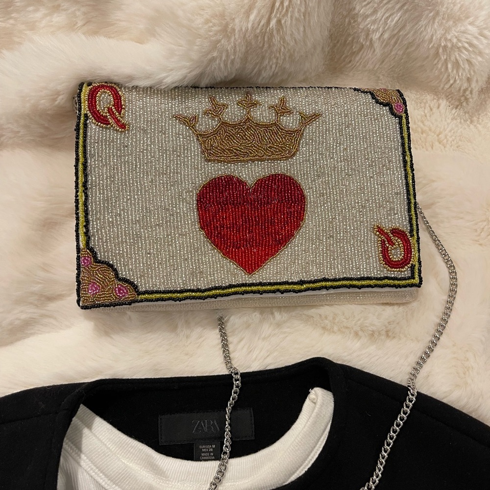 Crown and Heart Beaded Clutch, queen of heart clutch bag beaded shoulder bag NWT - Picture 5 of 8
